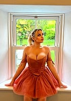 Mia Wills
